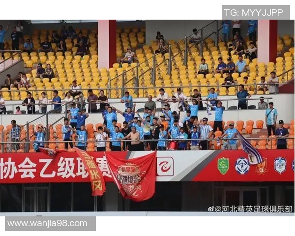 成都羽毛球队以60分稳居锦标赛积分榜首位展现强劲实力